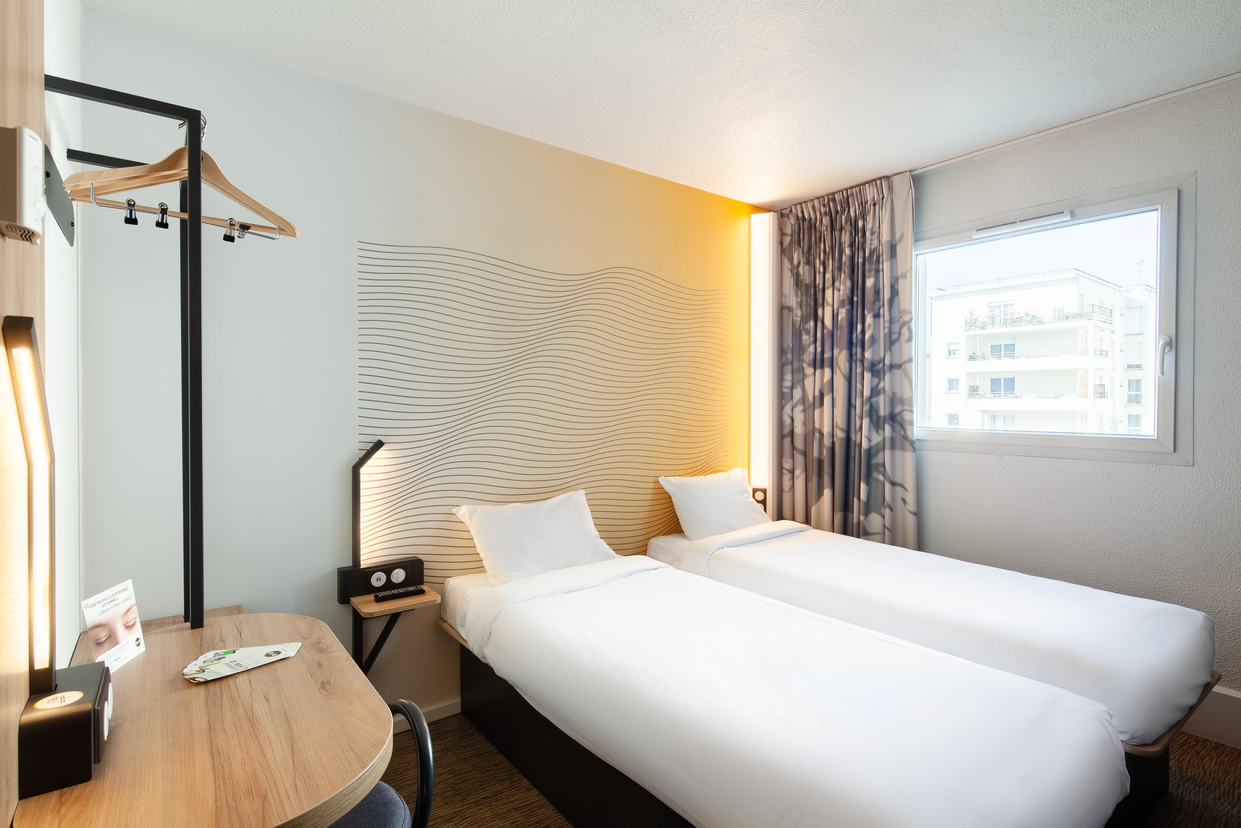B&B Hotel Paris Saint-Denis Pleyel Bagian luar foto