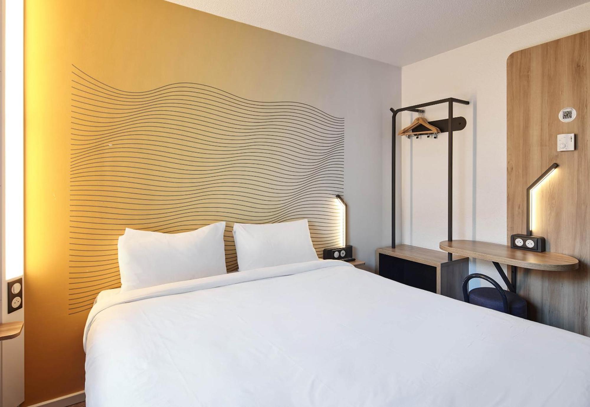 B&B Hotel Paris Saint-Denis Pleyel Bagian luar foto