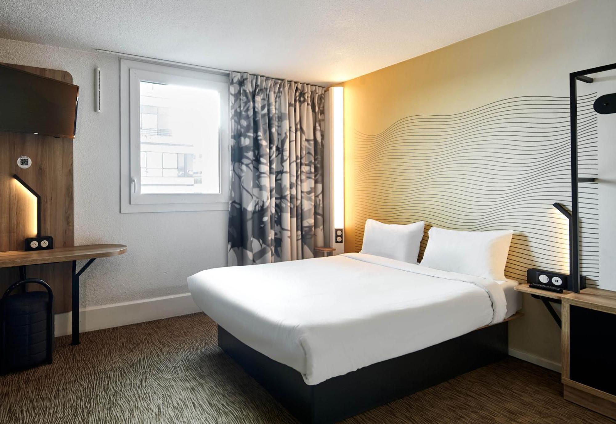 B&B Hotel Paris Saint-Denis Pleyel Bagian luar foto