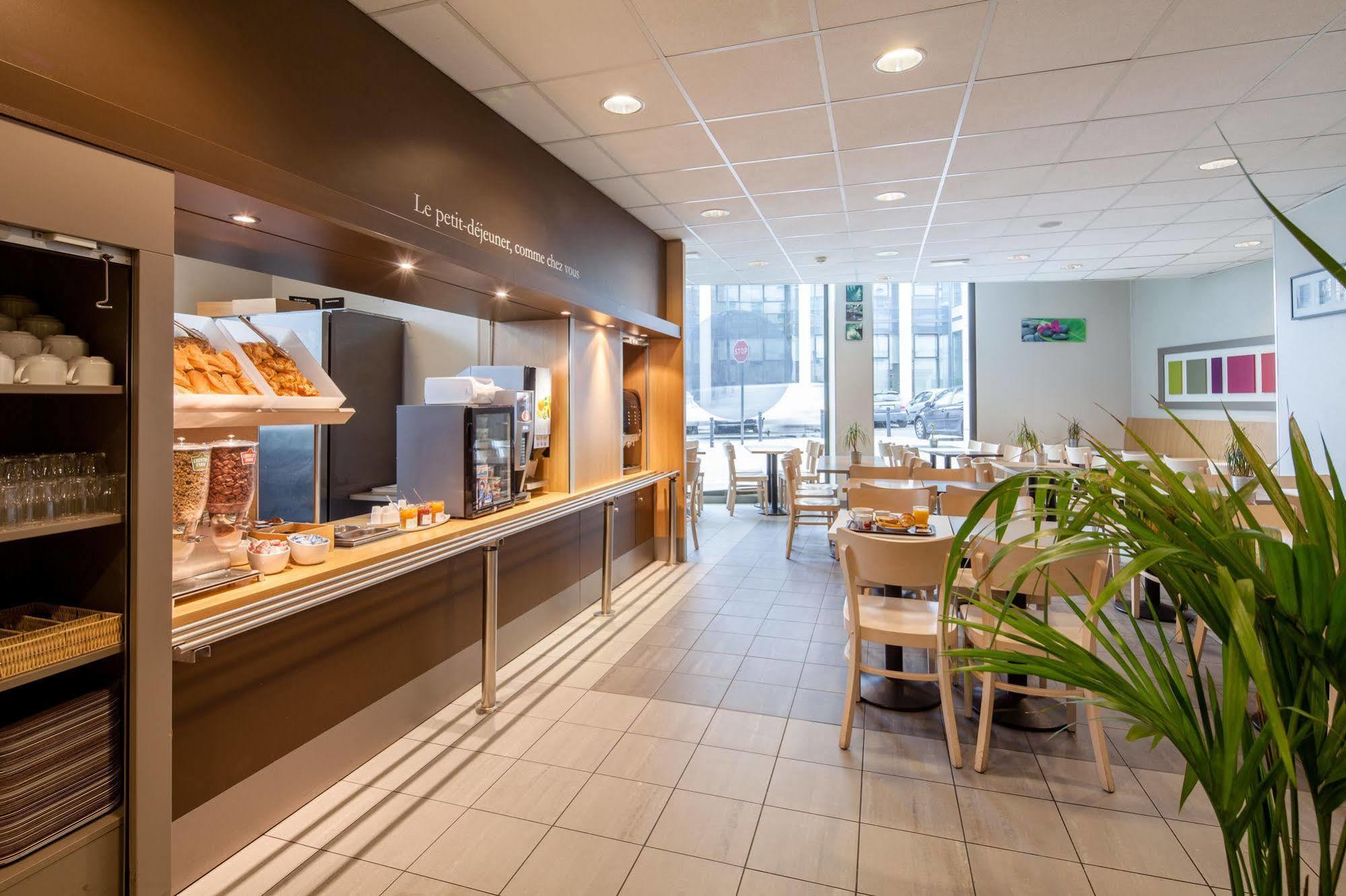 B&B Hotel Paris Saint-Denis Pleyel Bagian luar foto