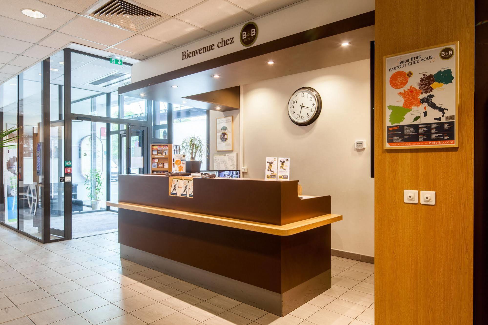 B&B Hotel Paris Saint-Denis Pleyel Bagian luar foto
